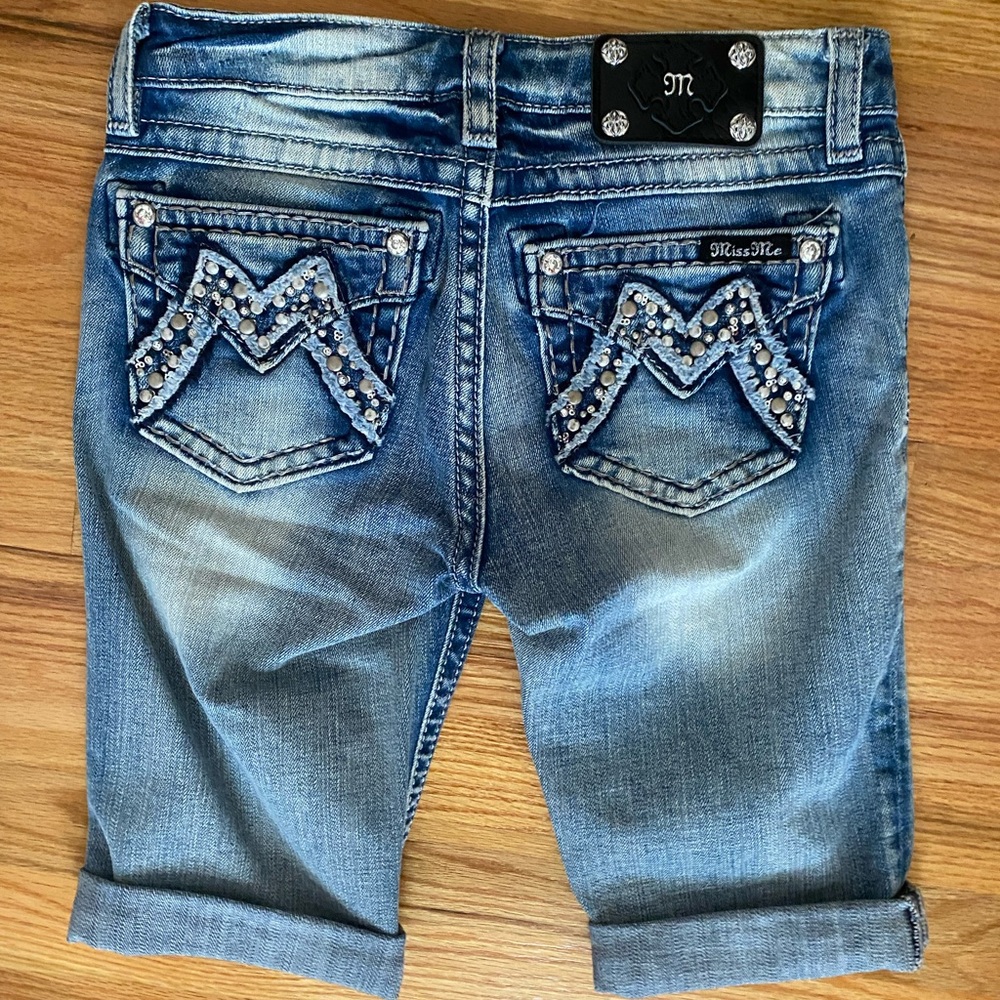NWOT Girl’s 16 Miss Me Jean Shorts